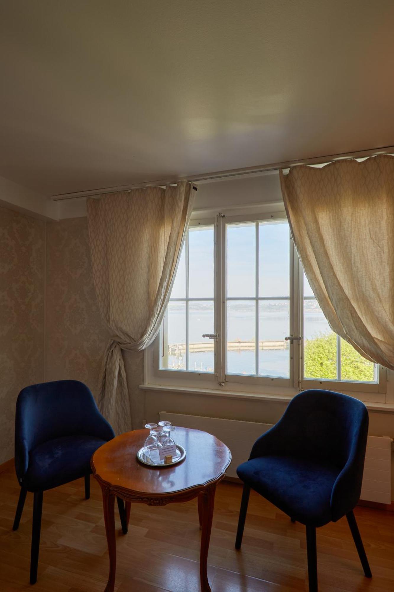 Hotel Schiff Am See Murten Exterior photo