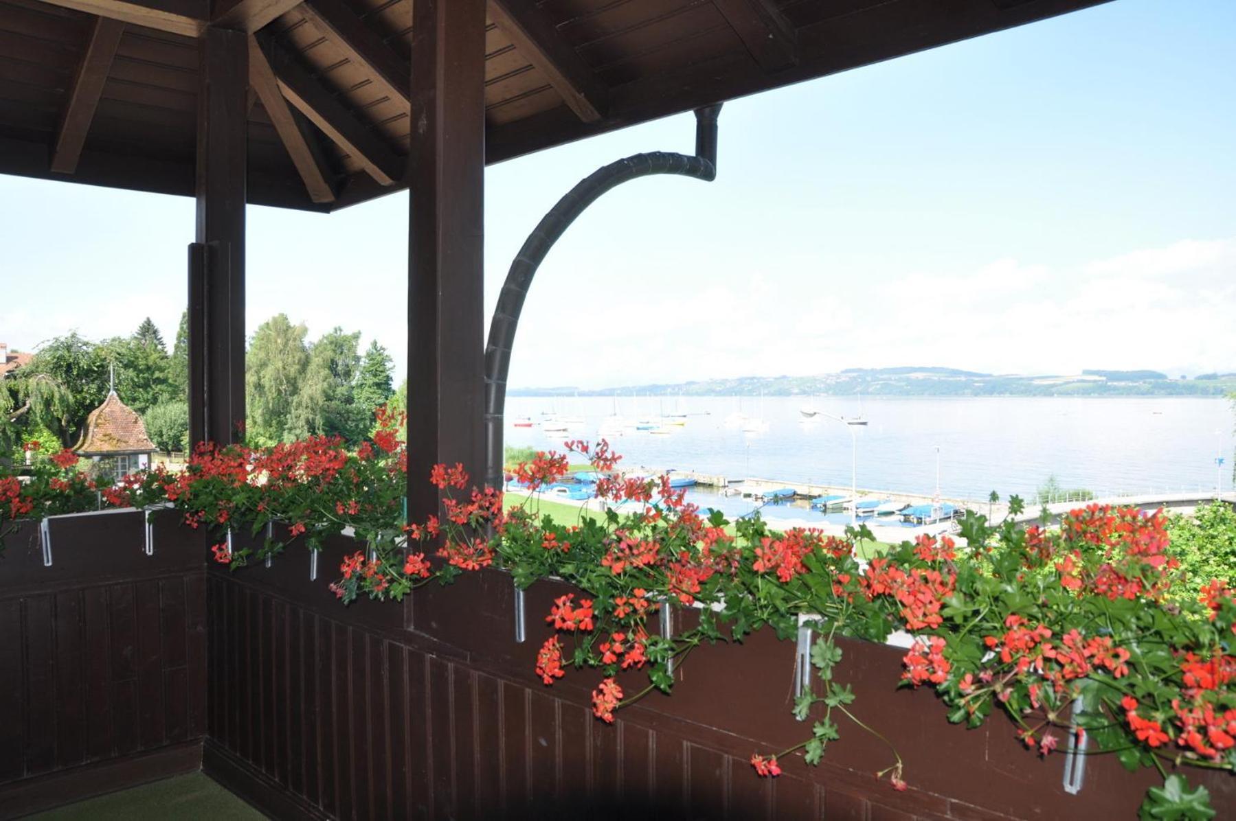 Hotel Schiff Am See Murten Exterior photo